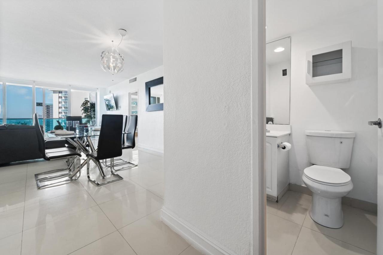 Luxury Beachfront Condo Private Beach Access, Pool & Game Room!!! Hollywood Luaran gambar