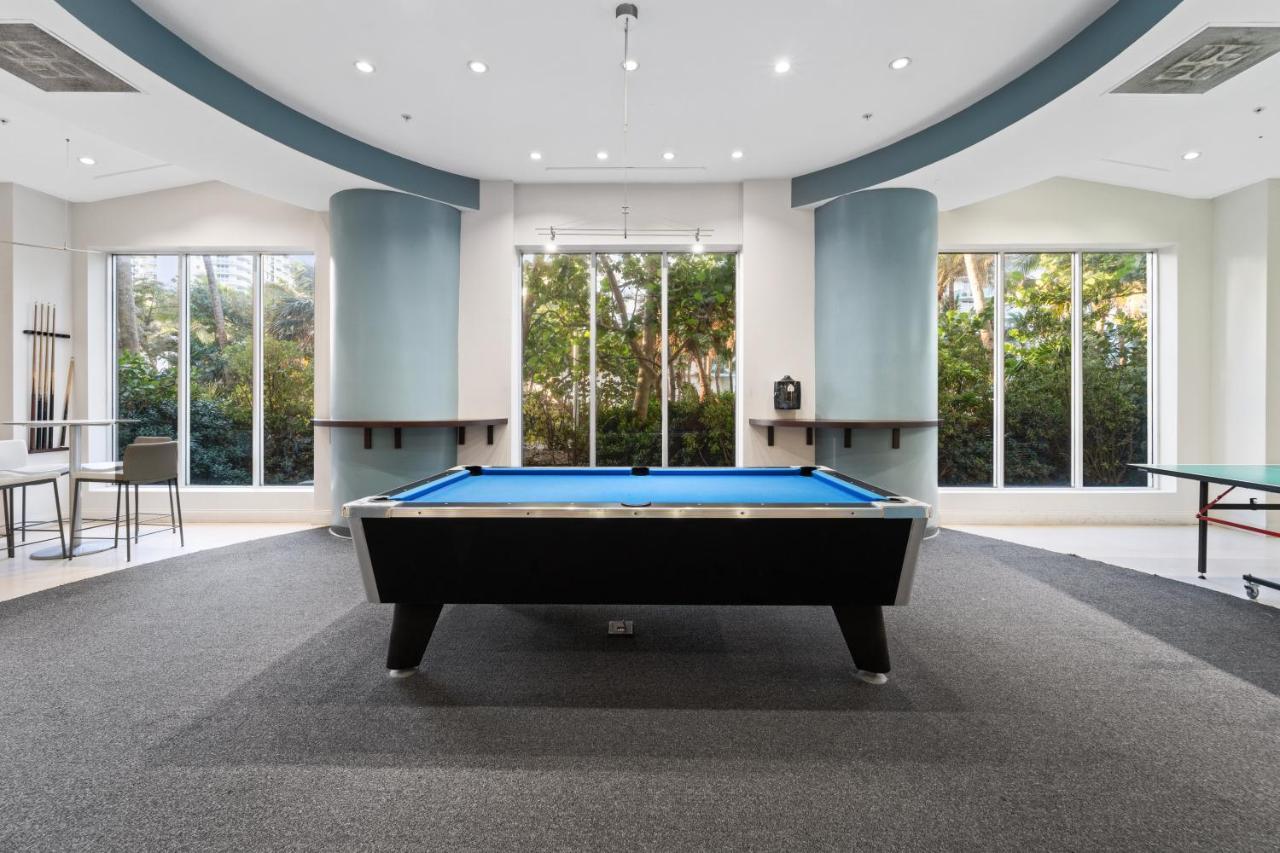 Luxury Beachfront Condo Private Beach Access, Pool & Game Room!!! Hollywood Luaran gambar